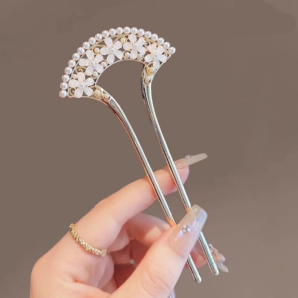 Vintage Collectibles For Sale - Épingles à cheveux rétro en perles,